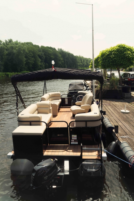 boat 4 u_-17